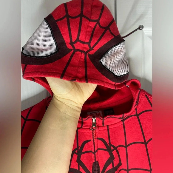 Spider-Man hoodie - Picture 3 of 7